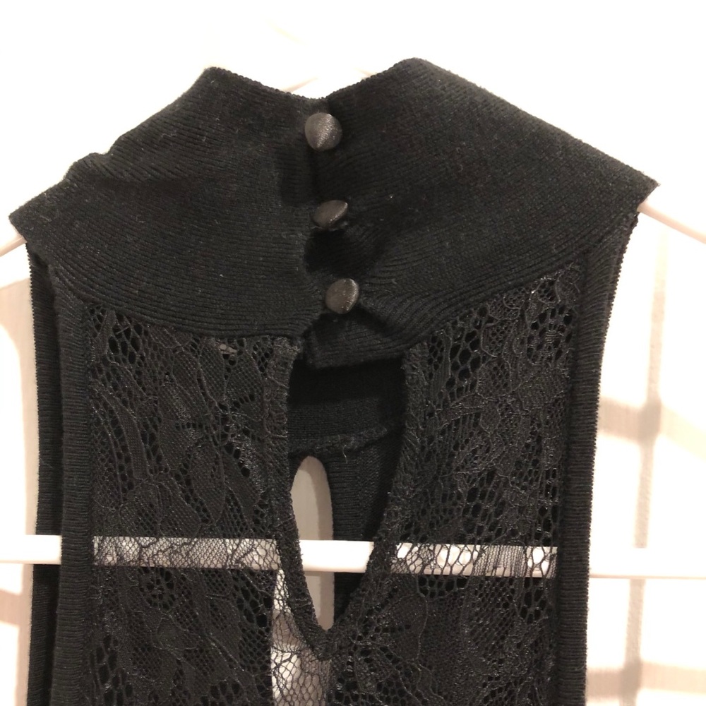 Bebe Y2K, Classy Sleeveless Sweater XS lace back dress